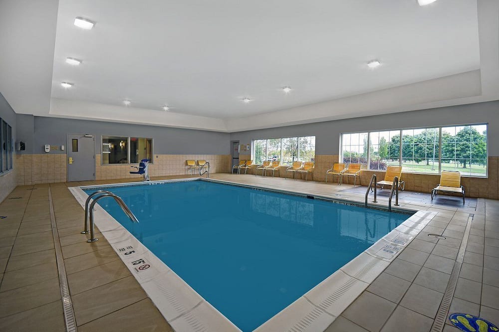 Rochester Inn & Suites