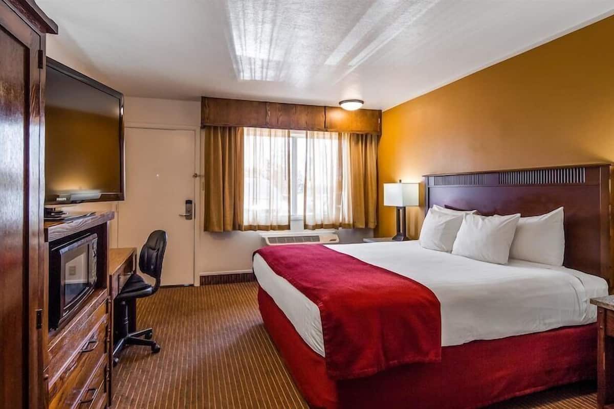 Blackout drapes, iron/ironing board, free WiFi, bed sheets