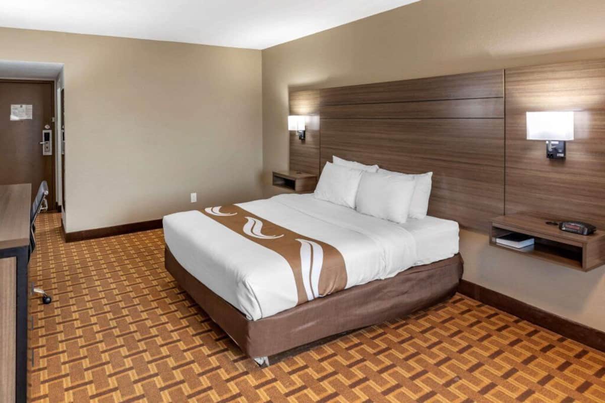 Desk, blackout curtains, free WiFi, bed sheets