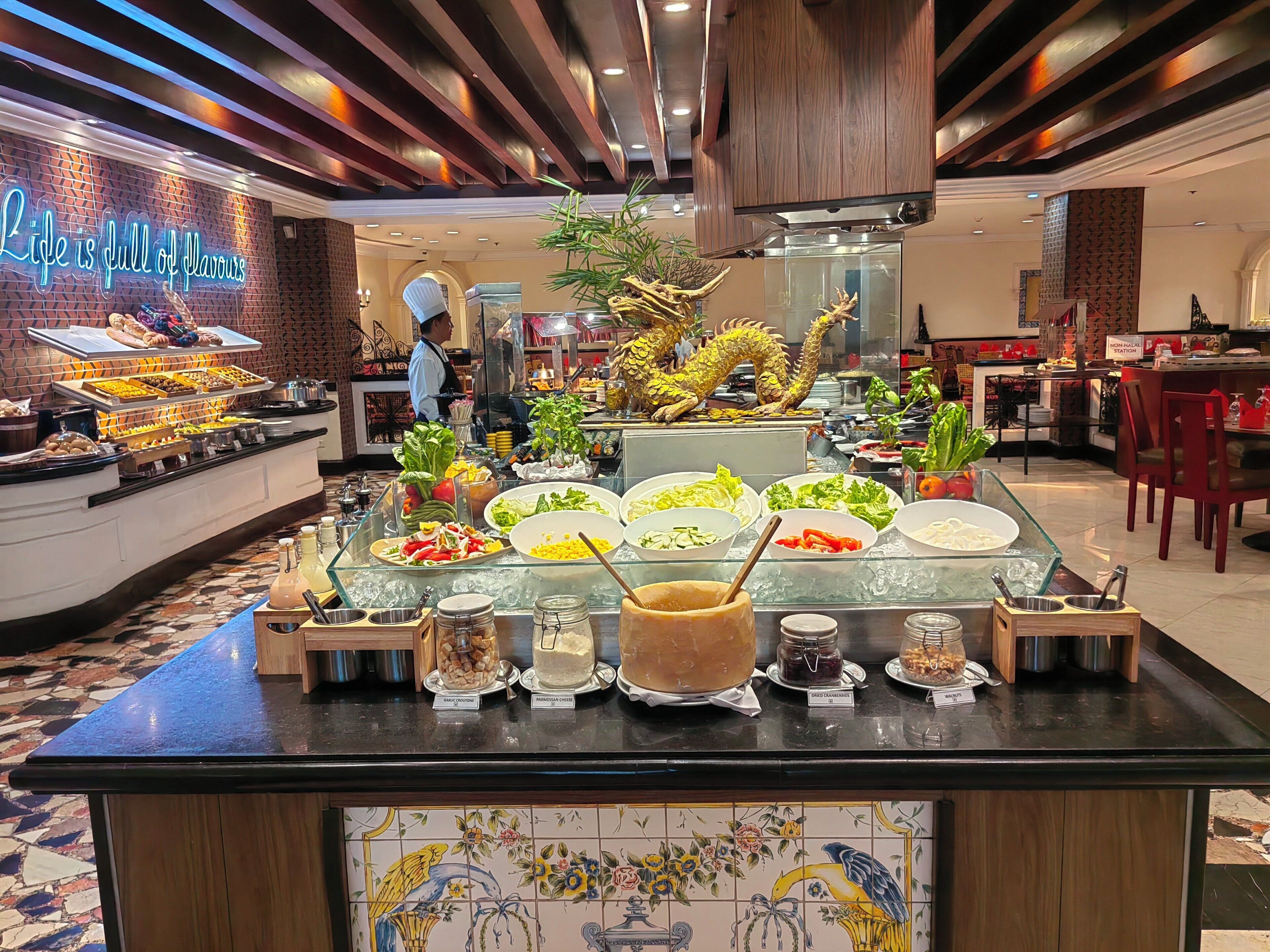 Breakfast, lunch, dinner served; international cuisine 