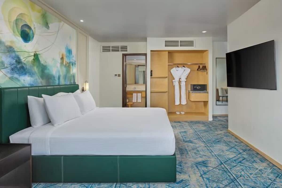 In-room safe, desk, iron/ironing board, rollaway beds