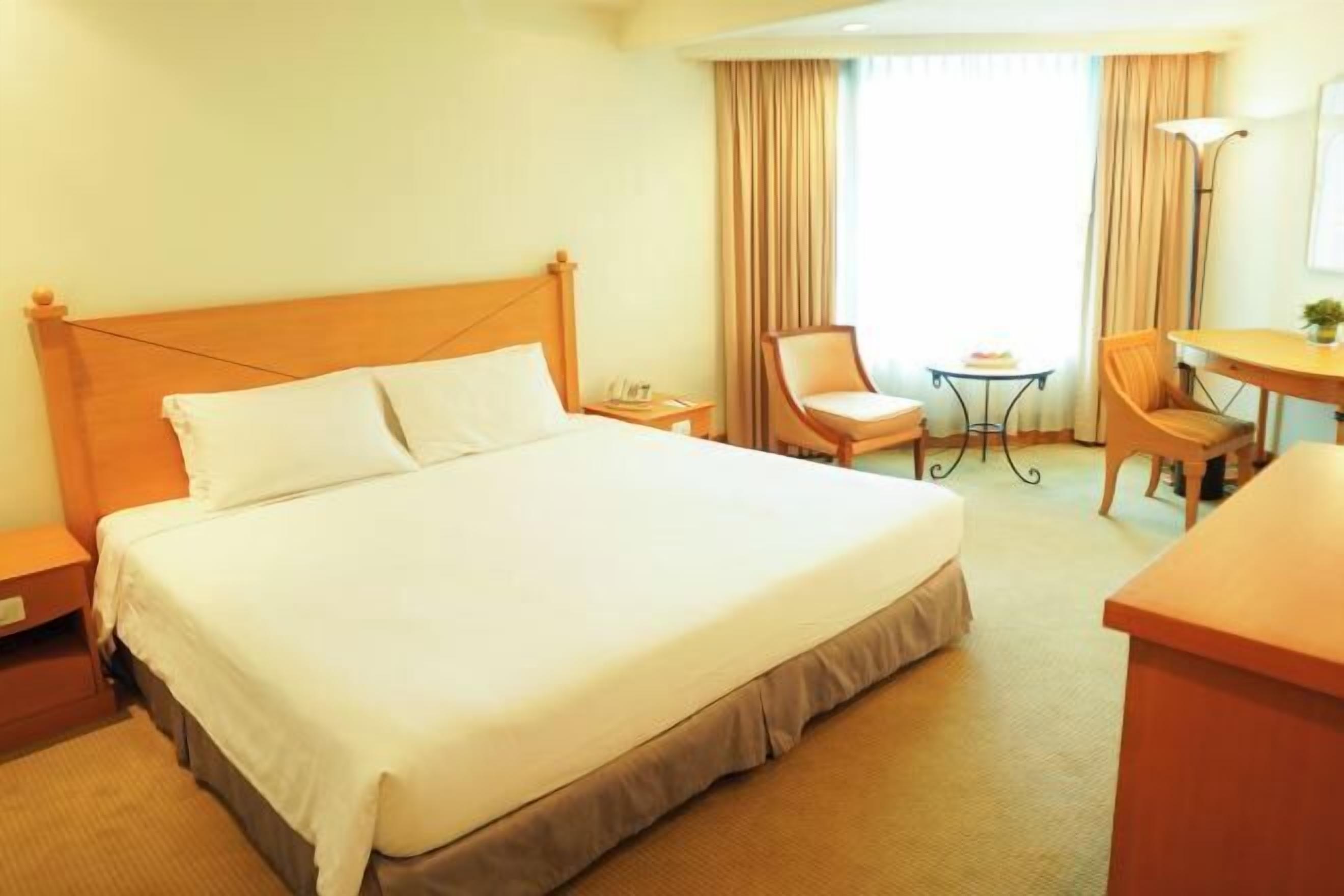In-room safe, desk, iron/ironing board, rollaway beds