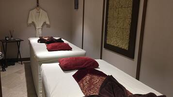 Couples treatment rooms, Swedish massages, sports massages