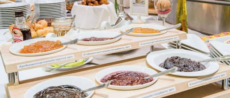 Daily buffet breakfast (EUR 16.50 per person)