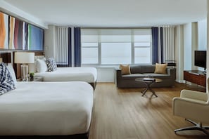 Egyptian cotton sheets, premium bedding, in-room safe, desk