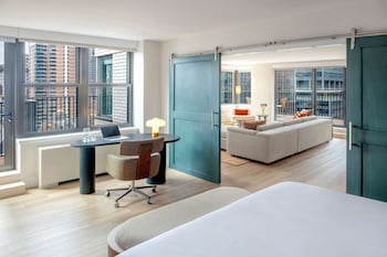 Egyptian cotton sheets, premium bedding, in-room safe, desk at The Fifty Sonesta Hotel New York