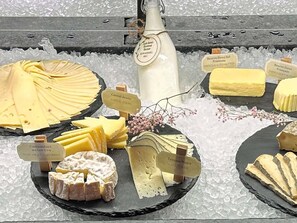 Daily buffet breakfast (EUR 19 per person)