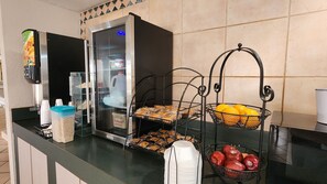 Free daily continental breakfast