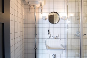 Habitación (Bunk) | Baño | Toallas