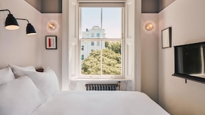 Room (Medium) - Royal Norfolk (London)