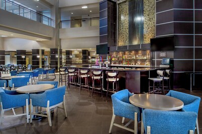 Embassy Suites by Hilton St. Louis Airport