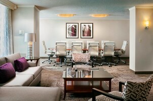 Luxury Suite, 1 Bedroom | 1 bedroom, hypo-allergenic bedding, desk, blackout drapes