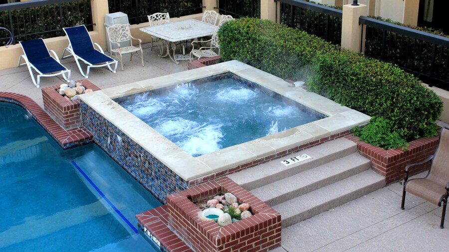 Days Inn by Wyndham Longview South