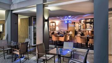 Bar (in der Unterkunft)