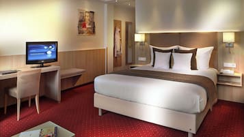 Habitación estándar, 1 cama matrimonial | Ropa de cama de alta calidad, camas con pillow-top y minibar