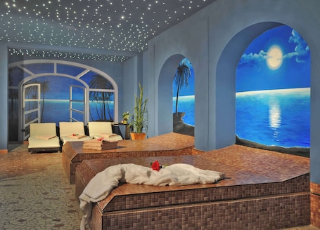 Salas de tratamientos para parejas, sauna, baño turco . Best Western Hotel Zur Post