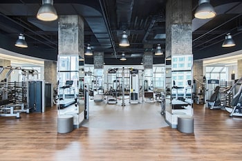 Fitness center at Chicago Marriott Downtown Magnificent Mile