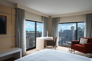 Premium bedding, down comforters, pillowtop beds, in-room safe at Chicago Marriott Downtown Magnificent Mile