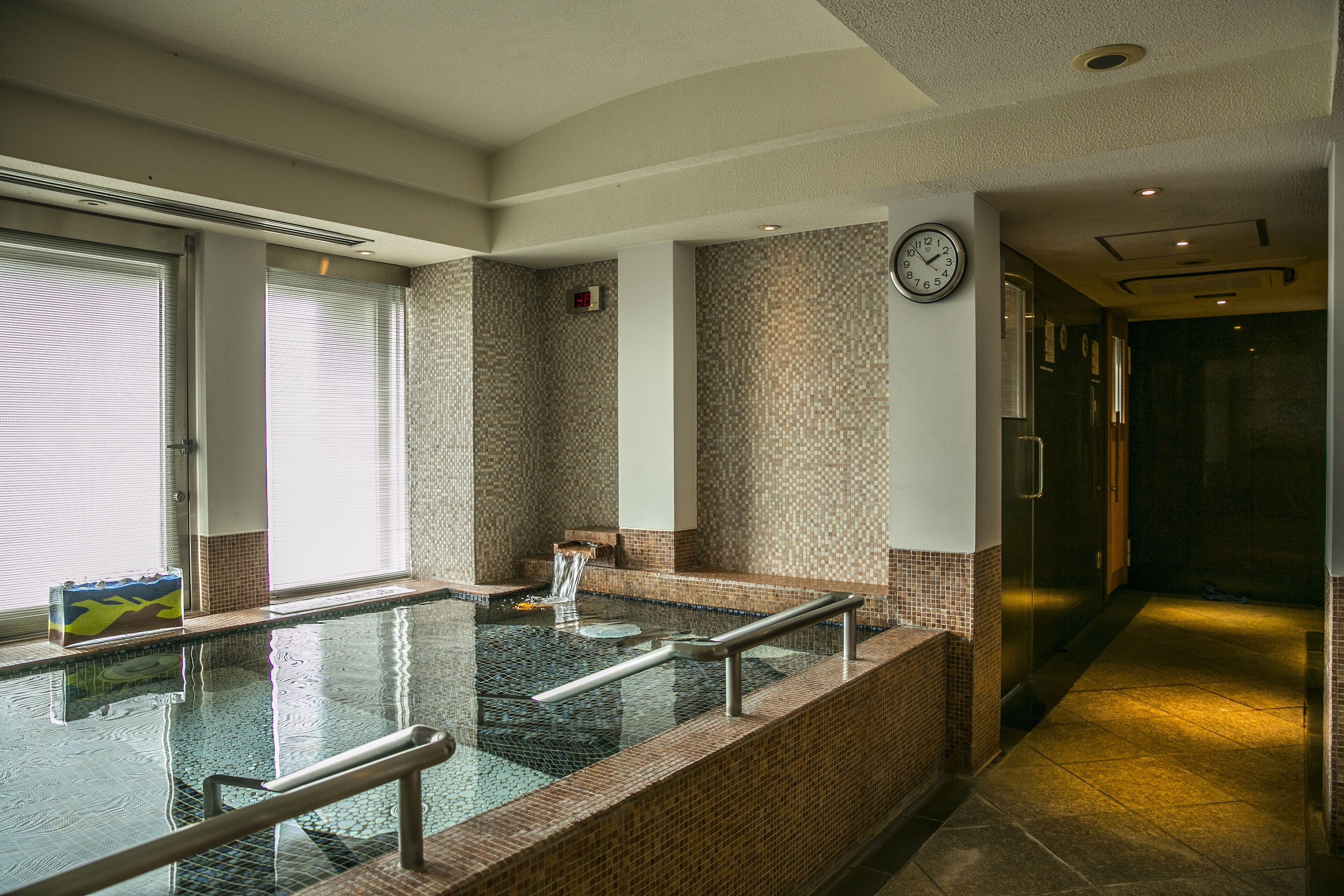 body treatments, aromatherapy, facials, manicures and pedicures