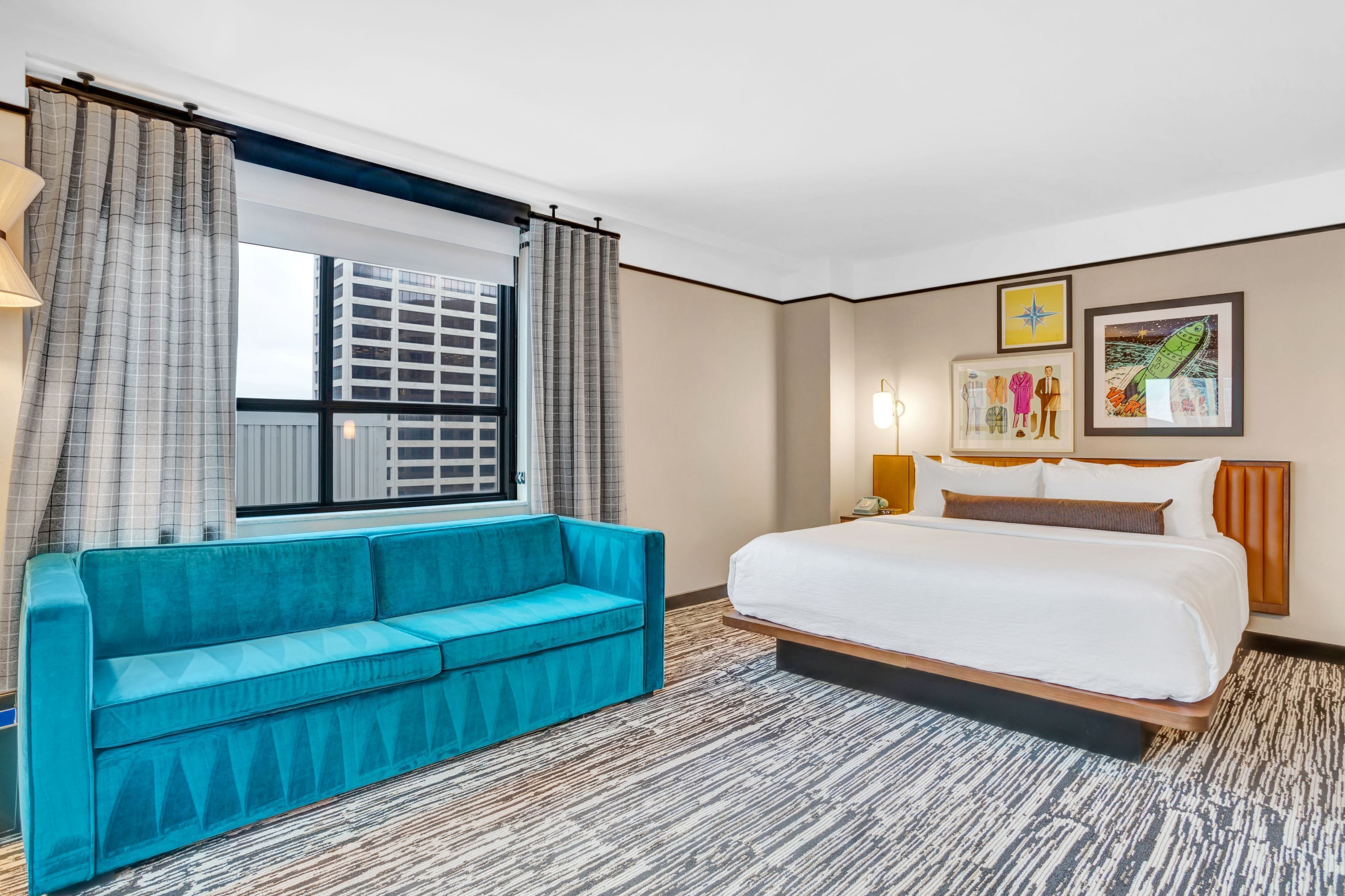 Literie de qualité supérieure, surmatelas, bureau