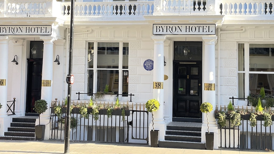 Byron Hotel London