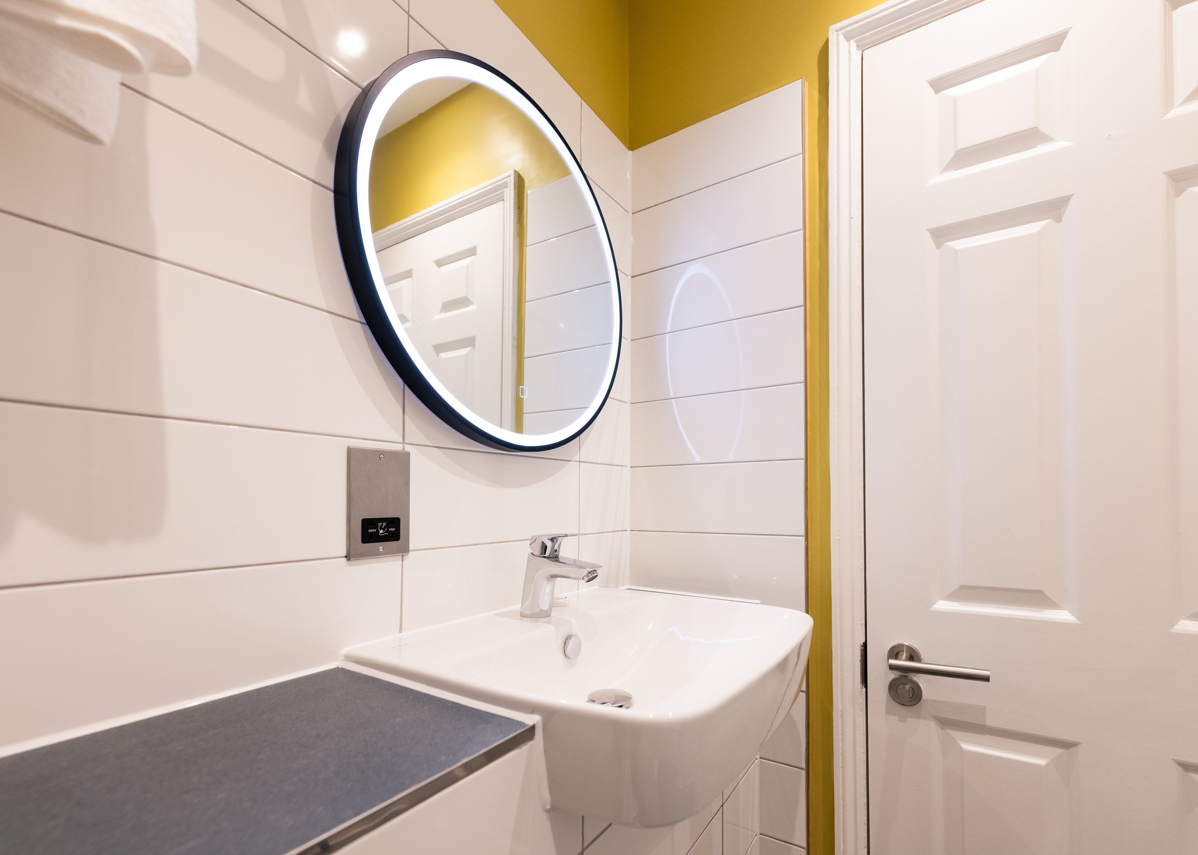 Photo - Byron Hotel London