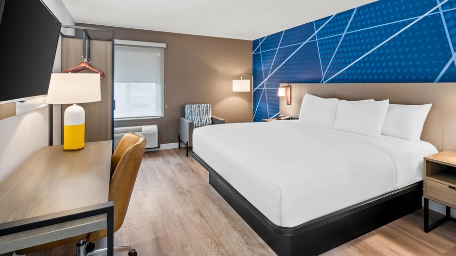 Comfort Inn & Suites Salt Lake City I-80 I-15 Downtown