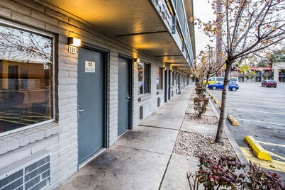 Econo Lodge Downtown