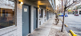 Econo Lodge Downtown