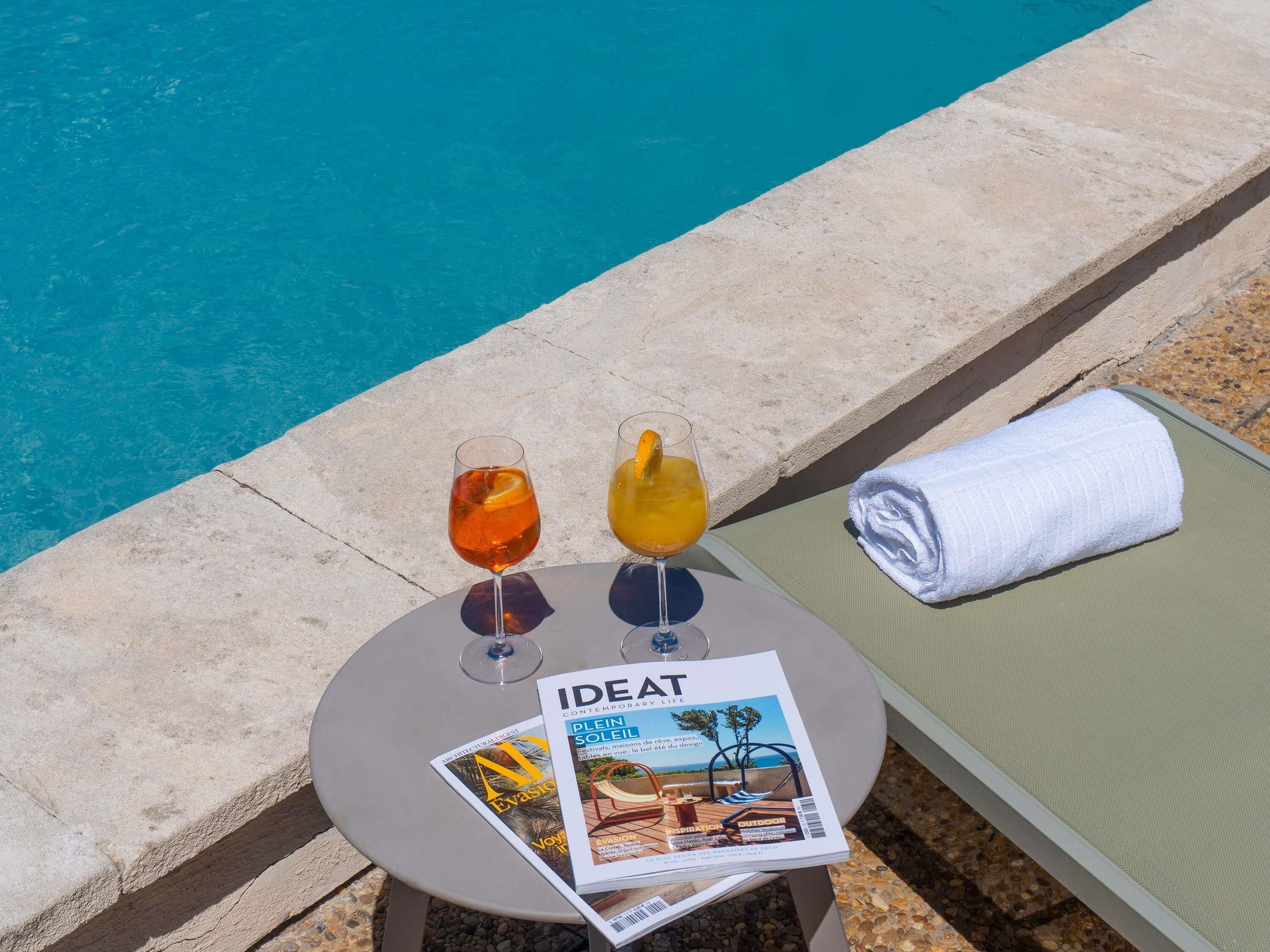 Outdoor pool, sun loungers