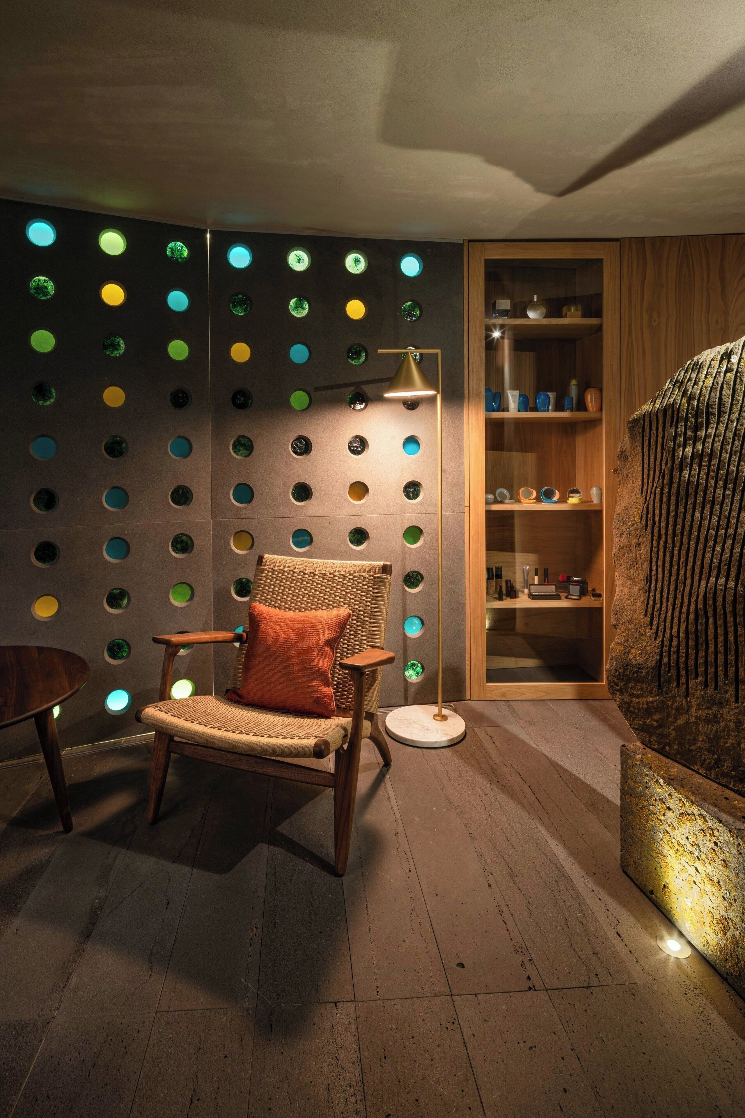 steam room, body treatments, deep-tissue massages, body wraps