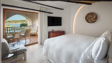 Superior-Zimmer, 1 King-Bett, eingeschränkter Meerblick (Contemporary)