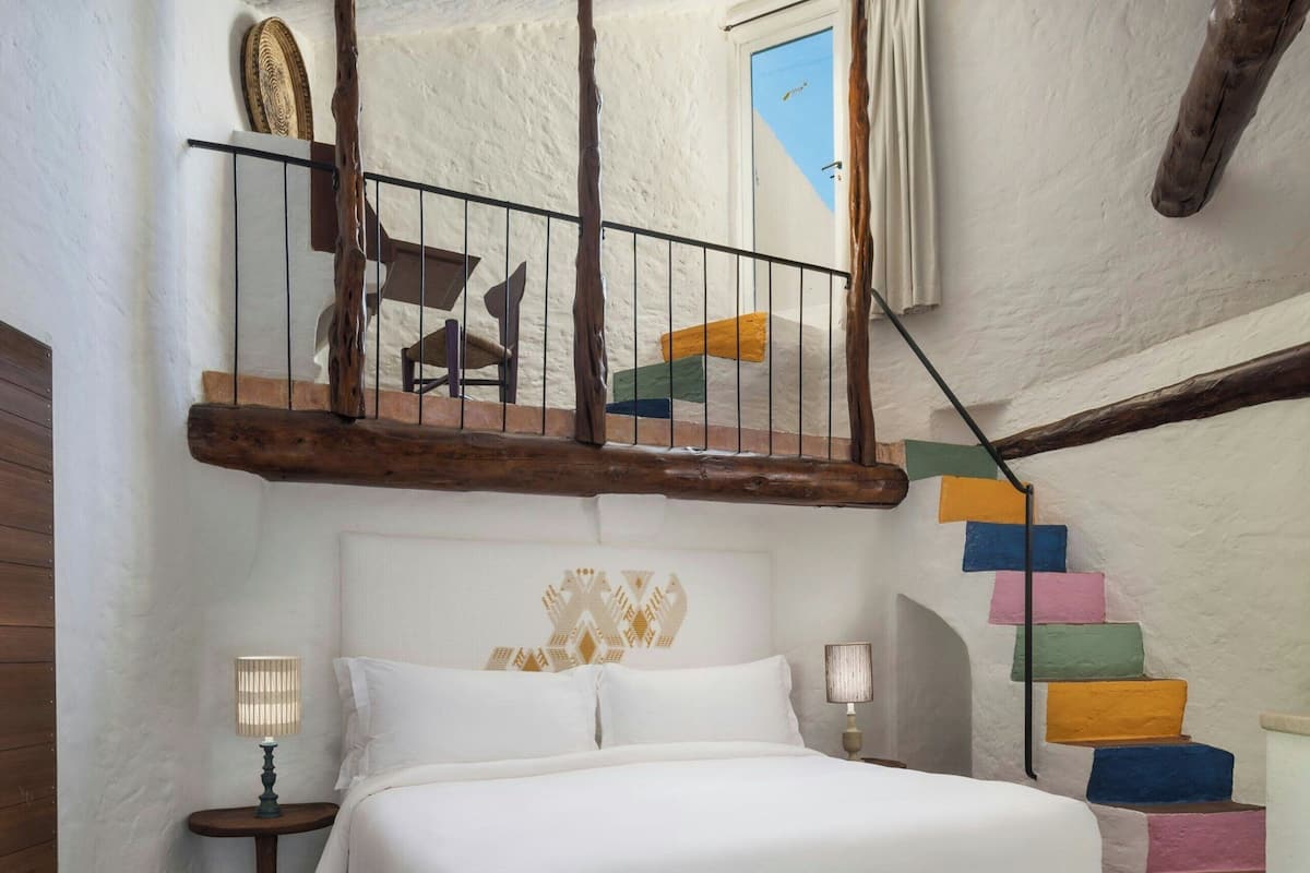 suite, 1 king bed, terrace, partial sea view (heritage, original wing) | 1 bedroom, frette italian sheets, premium bedding, minibar