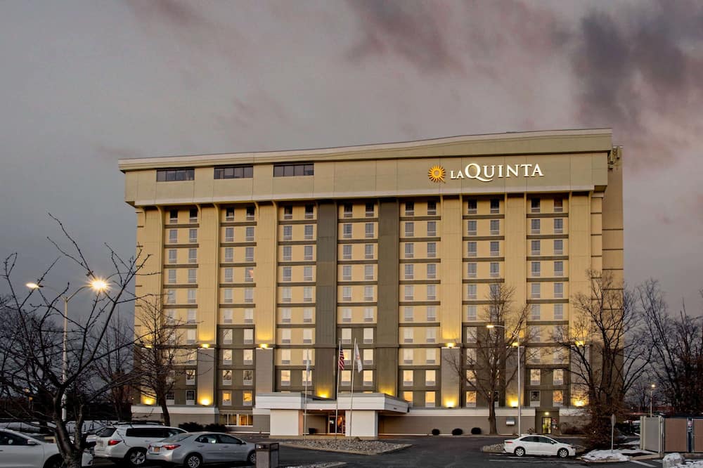 La Quinta Inn & Suites by Wyndham Springfield MA
