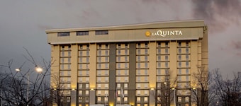 La Quinta Inn & Suites by Wyndham Springfield MA