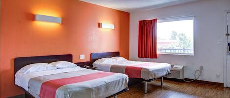 Iron/ironing board, free WiFi, bed sheets