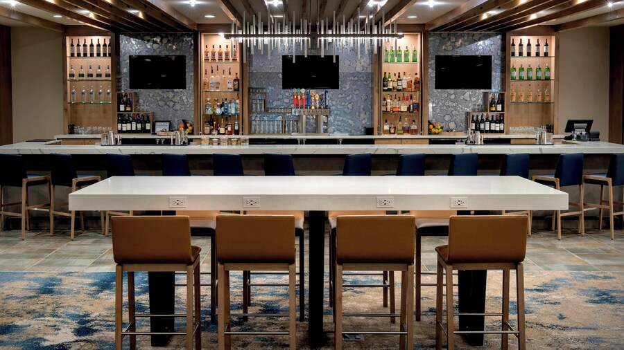 Delta Hotels by Marriott Utica