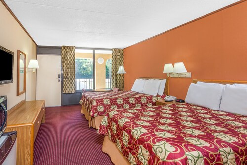 Days Inn by Wyndham Sweetwater in Sweetwater: Find Hotel Reviews, Rooms,  and Prices on Hotels.com