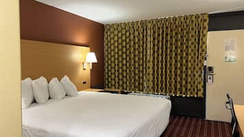 Standard Room, 1 Katil Raja (King), Non Smoking | Wi-fi percuma, cadar katil 