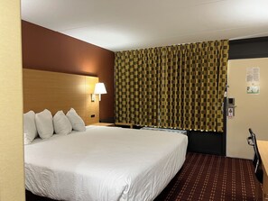 Standard Room, 1 King Bed, Non Smoking - Serenity Inn (Sweetwater)
