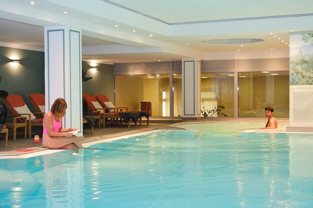 Hotel Palace Berlin by null