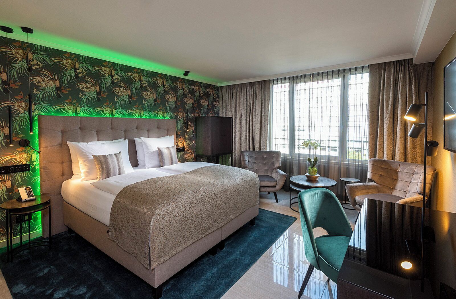 Ropa de cama de alta calidad, cubrecamas y colchones con efecto memoria 