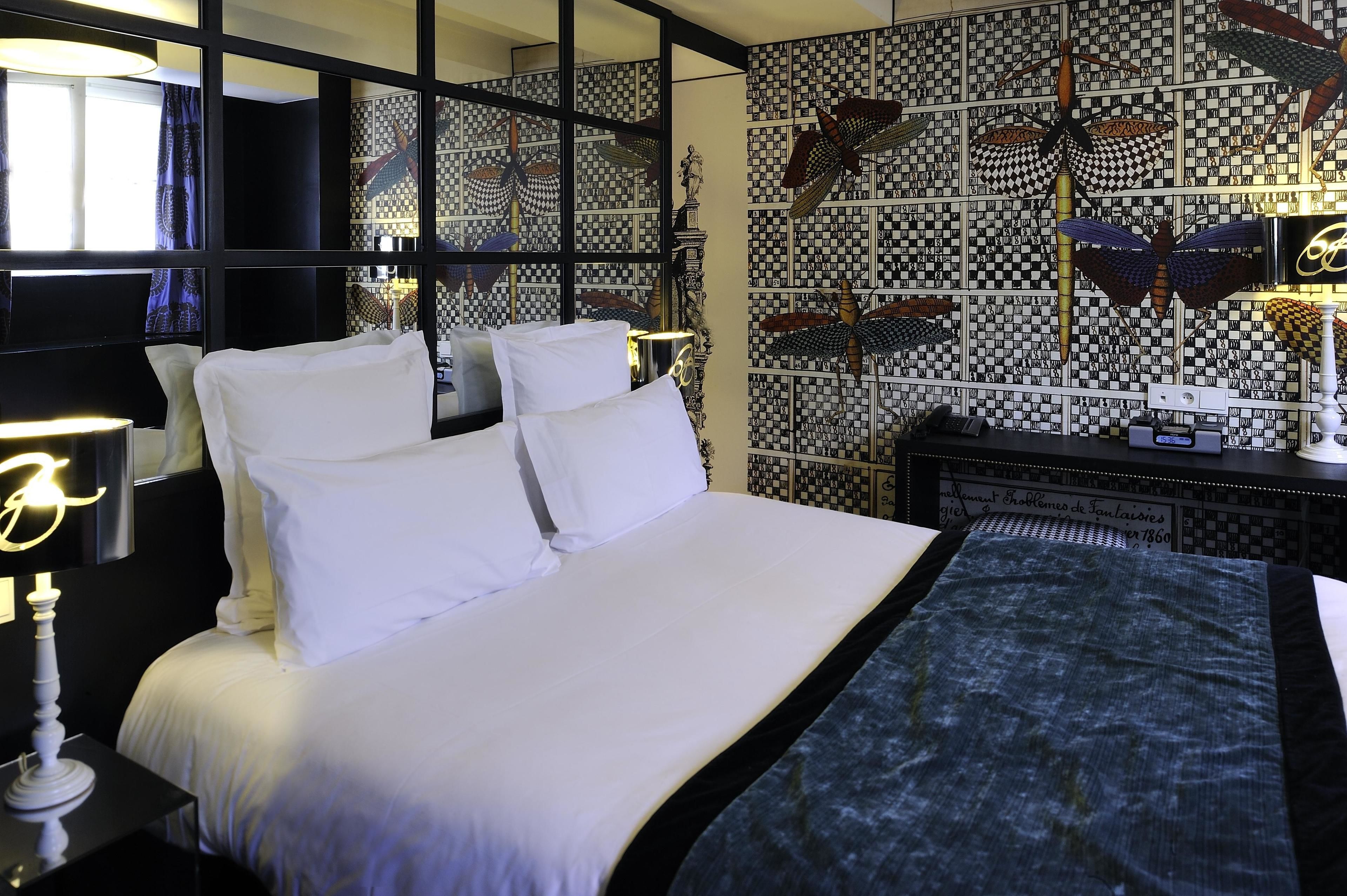 double room (discovery) | minibar, in-room safe, individually decorated, desk