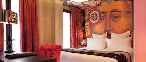 Minibar, in-room safe, individually decorated, desk