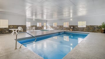 Innenpool, Liegestühle