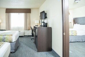 Family Suite, Multiple Beds, Non Smoking, Refrigerator & Microwave | Individually furnished, desk, laptop workspace, blackout drapes