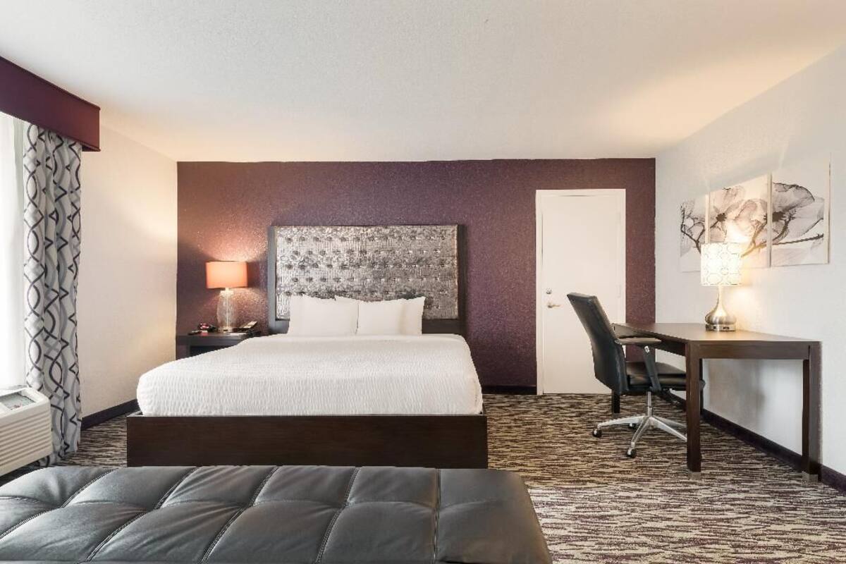 Premium bedding, pillow-top beds, in-room safe, blackout curtains