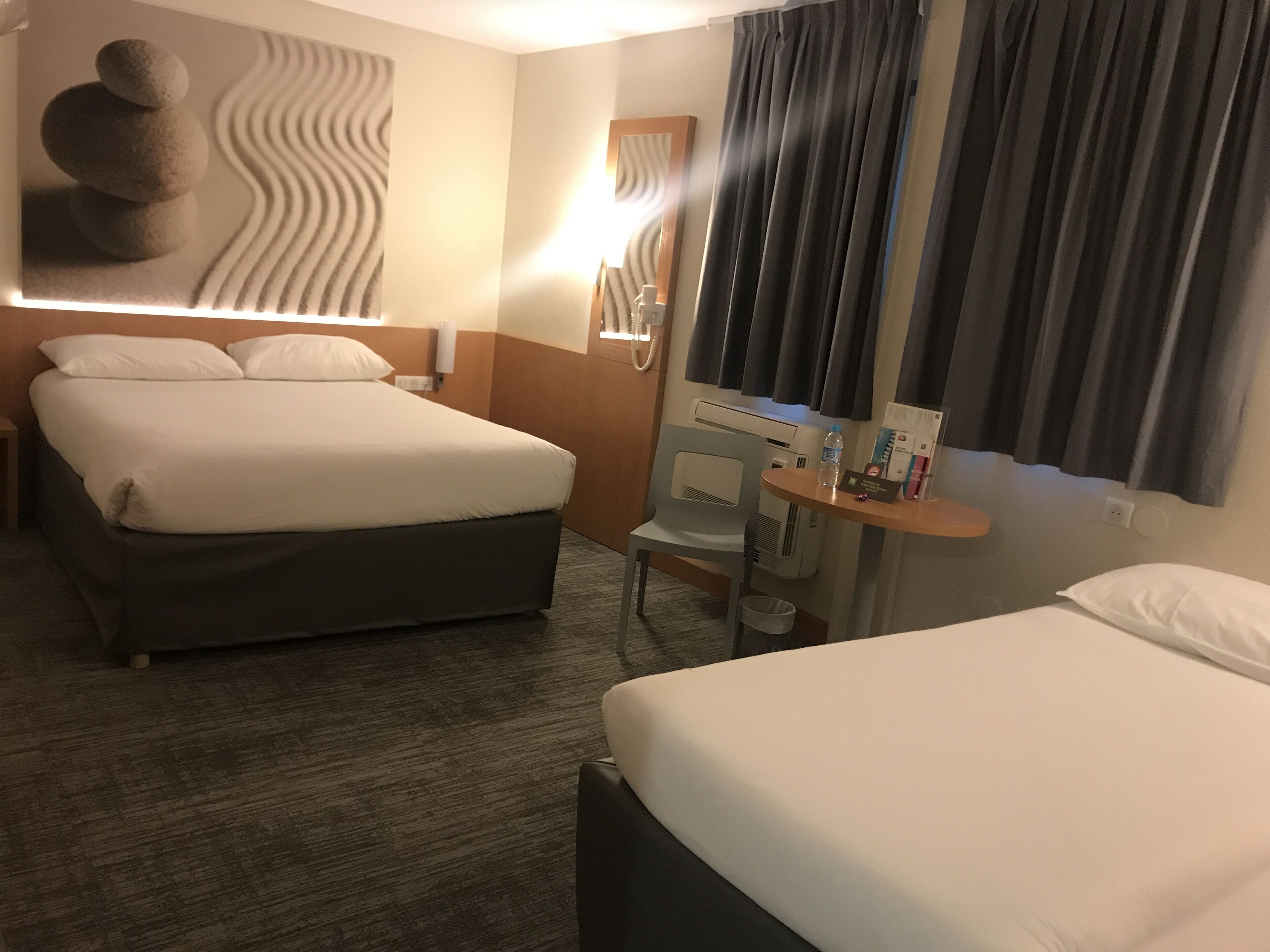 standard room, 3 single beds | desk, soundproofing, iron/ironing board, free cots/infant beds