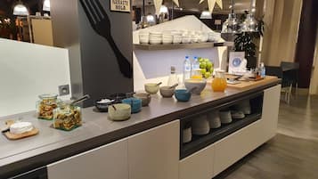 Phục vụ bữa tối