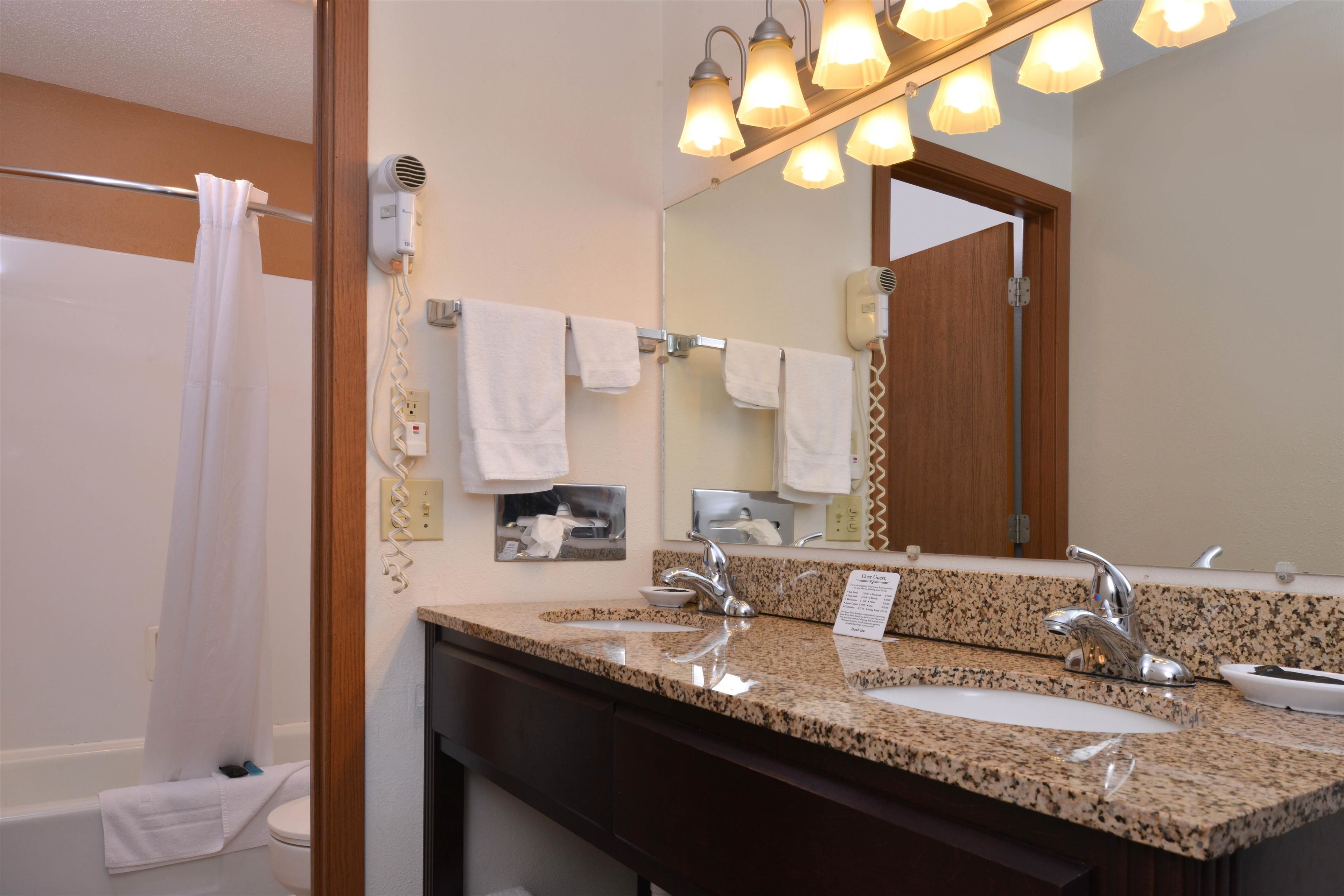 room, 2 double beds, non smoking | bathroom | free toiletries, hair dryer, towels, soap